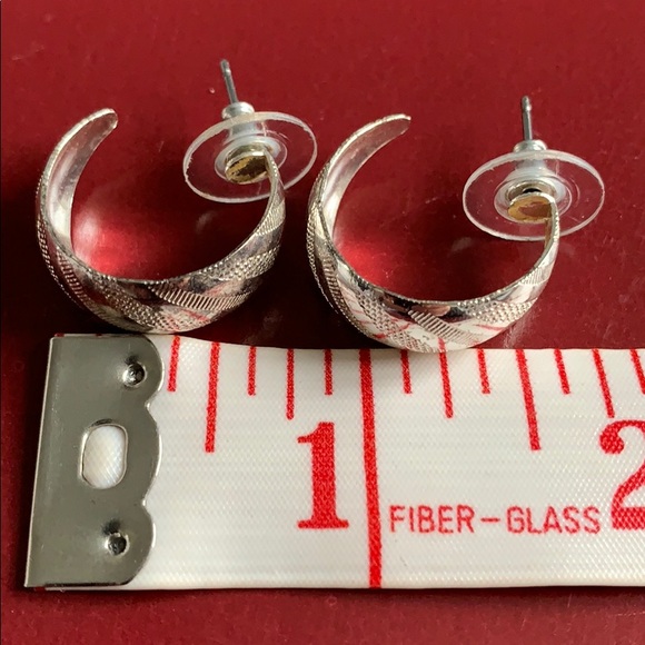 Fashionable earrings - Picture 6 of 6